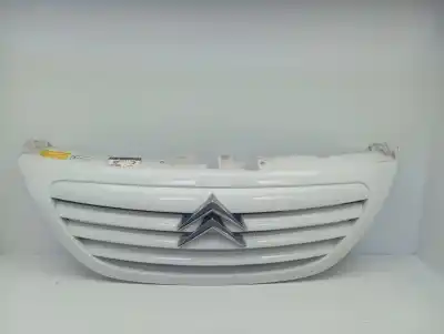 Piesă de schimb auto la mâna a doua GRILÃ DE AIRERISIRE PARTEA DIN FATÃ pentru CITROEN C3 1.4 HDI (68 CV)  Referințe OEM IAM 9647156577  
