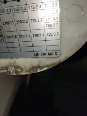 Автозапчастина б/у зовнішній пливний колпак для skoda fabia ii combi (545) 1.2 посилання на oem iam 5j6010687g  