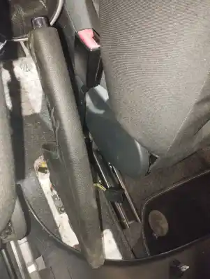 Автозапчастина б/у важіль ручного гальма для skoda fabia ii combi (545) 1.2 посилання на oem iam 6q0711303ak