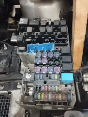 Автозапчасти б/у блок реле/предохранителей за mazda 5 berl. (cr) 2.0 turbodiesel cat ссылки oem iam c23566767