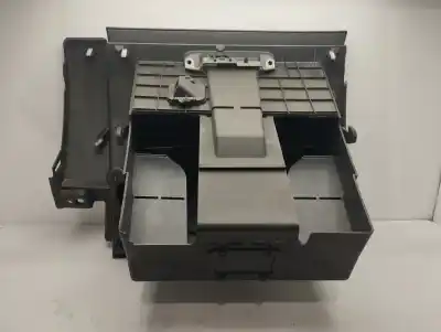 Автозапчастина б/у бардачок для mazda 5 berl. (cr) 2.0 turbodiesel cat посилання на oem iam cc2964161  