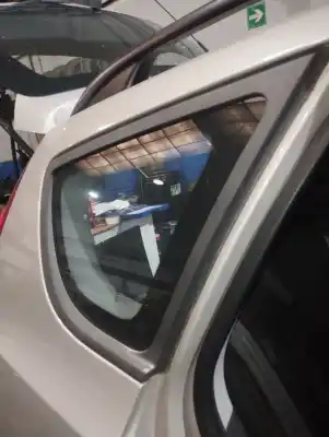Автозапчасти б/у луна защита задняя справа за hyundai i30cw comfort ссылки oem iam 878202r400