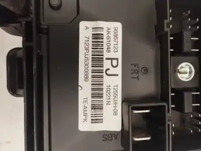 Second-hand car spare part fuse box unit for chevrolet aveo 1.4 cat oem iam references 96867123  