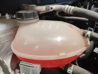 Second-hand car spare part coolant expansion tank for ford ka+ ultimate oem iam references dg938101aa