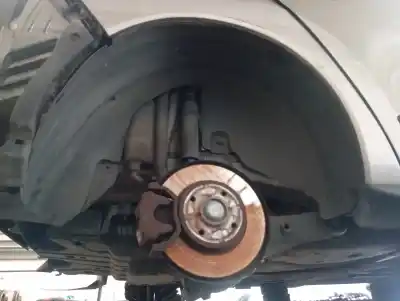 Peça sobressalente para automóvel em segunda mão cave de roda traseira direita por peugeot 3008 monospace (0u_) 1.6 bluehdi 120 referências oem iam 853470