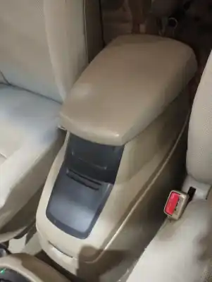 Автозапчасти б/у центральный подлокотник за ssangyong rodius 2.7 turbodiesel cat ссылки oem iam 