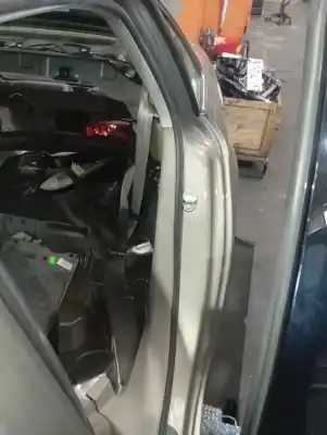 Автозапчасти б/у контур двери резиновый за audi a4 b8 (8k2) 2.0 tdi ссылки oem iam 8k5833721f  