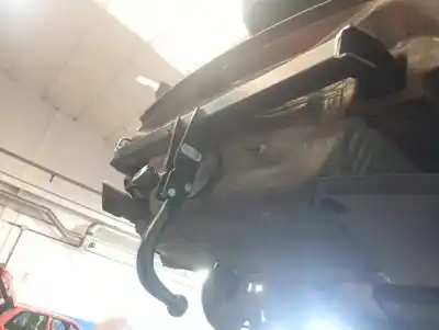 Автозапчастина б/у приціпний приціп для audi a4 b8 (8k2) 2.0 tdi посилання на oem iam 8t0807313  