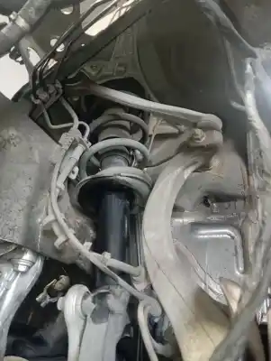 Автозапчастина б/у передній правий амортизатор для audi a4 b8 (8k2) 2.0 tdi посилання на oem iam 8k0413031ch  
