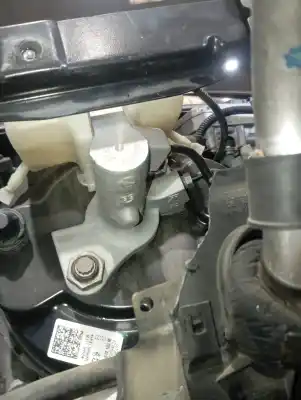 Автозапчастина б/у Гальмівний насос для AUDI A4 B8 (8K2)  Посилання на OEM IAM 8K0611021B  