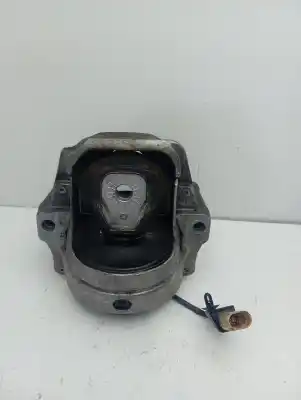 Second-hand car spare part left engine support for audi a4 b8 (8k2) 2.0 tdi oem iam references 8r0199381  