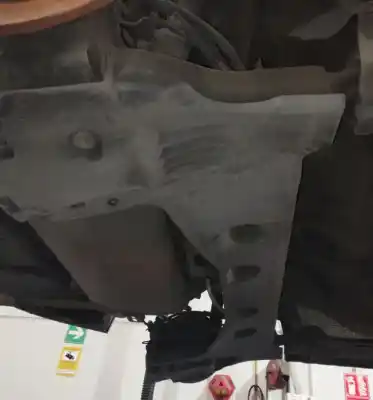 Peça sobressalente para automóvel em segunda mão charrió / suporte de eixo de trás por renault laguna iii expression referências oem iam 555019953r