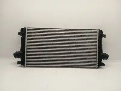 İkinci el araba yedek parçası intercooler için opel astra j sports tourer cosmo oem iam referansları 13267647  