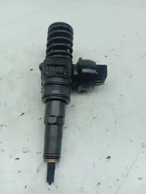 Peça sobressalente para automóvel em segunda mão injetor por volkswagen polo (9n3) 1.4 tdi referências oem iam 038130073bn