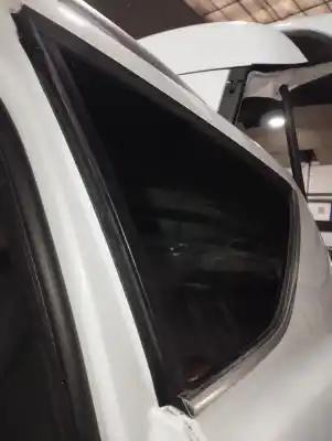 Peça sobressalente para automóvel em segunda mão vidro de custódia triangular traseiro esquerdo por ford kuga (cbv) trend referências oem iam 1737568  