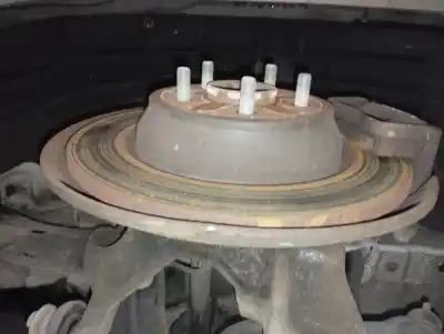 Gebrauchtes Autoersatzteil HINTERER LINKER ACHSGEL zum FORD KUGA (CBV)  OEM-IAM-Referenzen 1556400  