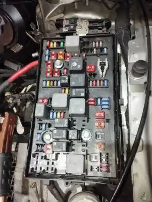 Second-hand car spare part fuse box unit for opel insignia sports tourer cosmo oem iam references 13222782
