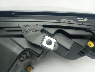 Second-hand car spare part right headlight for jaguar e-pace se oem iam references j9c313w029ec  