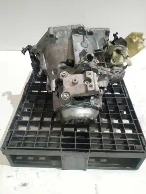 Pezzo di ricambio per auto di seconda mano riduttore per citroen ds3 techno style riferimenti oem iam 20dp77  