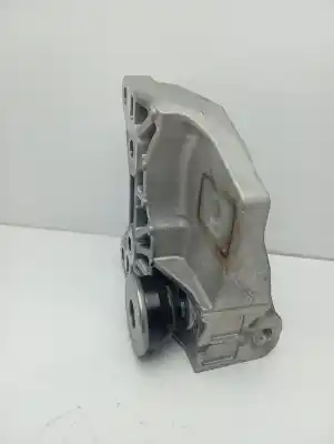 Second-hand car spare part right engine support for jaguar e-pace se oem iam references gj326p096  