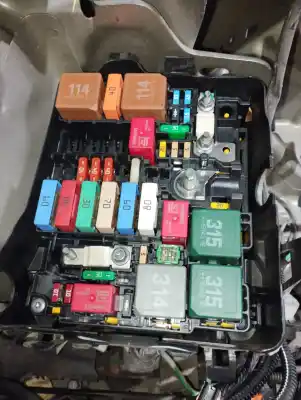 Peça sobressalente para automóvel em segunda mão caixa de fusíveis e relés por citroen c3 elle referências oem iam 