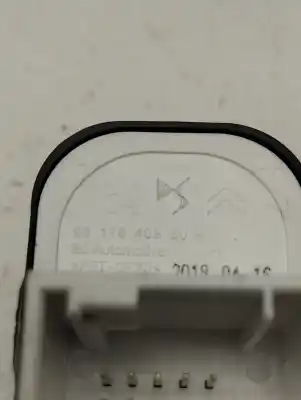 Pezzo di ricambio per auto di seconda mano controllo specchio per citroen c3 elle riferimenti oem iam 9817840980  