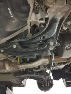 Peça sobressalente para automóvel em segunda mão charrió / suporte de eixo dianteiro por citroen c3 elle referências oem iam 9804208180