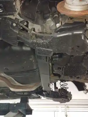 Peça sobressalente para automóvel em segunda mão charrió / suporte de eixo de trás por citroen c3 elle referências oem iam 1607197180