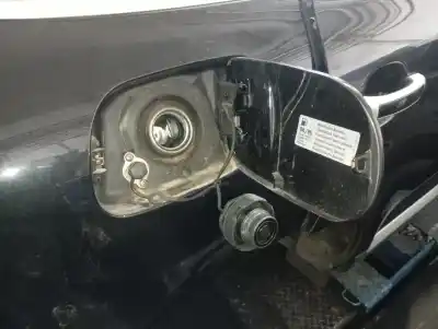 Автозапчастина б/у зовнішній пливний колпак для porsche cayenne (typ 9pa) s посилання на oem iam 7l5809905b  