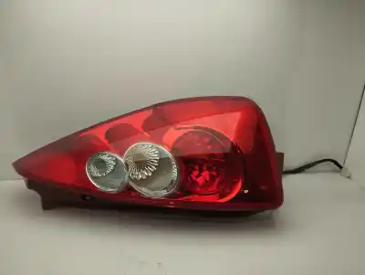 Pièce détachée automobile d'occasion FEU ARRIÈRE DROIT pour MAZDA 5 (CR19)  Références OEM IAM C23551150  