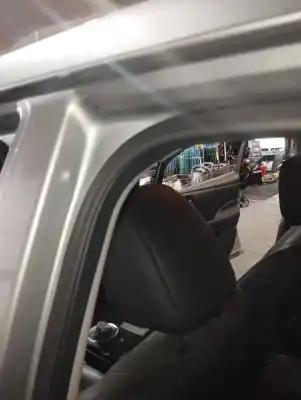 Second-hand car spare part rubber door seal for nissan leaf i (ze0) eléctrico acenta oem iam references 769233na1a