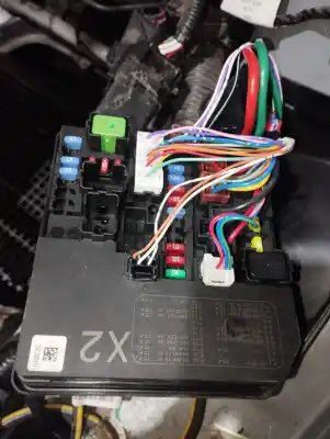 Second-hand car spare part fuse box unit for nissan leaf i (ze0) eléctrico acenta oem iam references 284b74nm3a