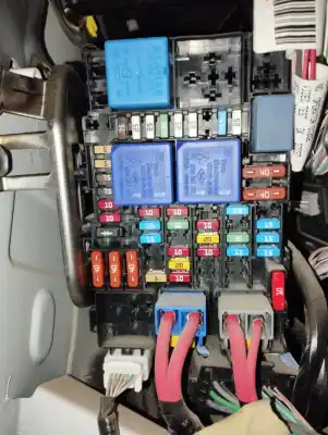 Tweedehands auto-onderdeel relais/zekeringenkastje voor renault espace v (jr_) 1.6 dci 160 oem iam-referenties 243800453r