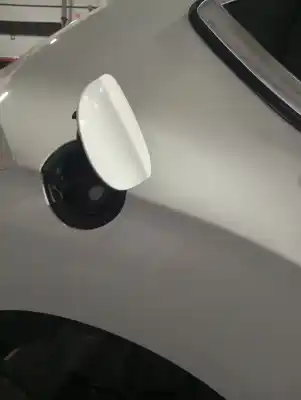 Second-hand car spare part outer fuel cap for citroen ds4 design oem iam references 1517j2  