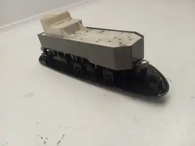 Second-hand car spare part left front power window switch for toyota auris luna oem iam references 8482002210  