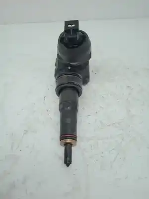 Автозапчастина б/у ИНЖЕКТОР для VOLKSWAGEN POLO (9N3)  Посилання на OEM IAM 038130073BN  