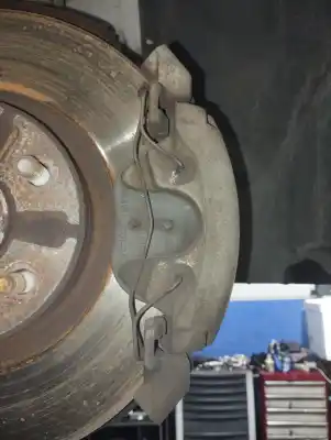Peça sobressalente para automóvel em segunda mão pinça de travão dianteira direita por ford kuga (cbv) trend referências oem iam 1682875