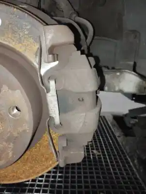 Peça sobressalente para automóvel em segunda mão pinça de travão dianteira esquerda por bmw serie 3 berlina (e90) 318d referências oem iam 34116766681