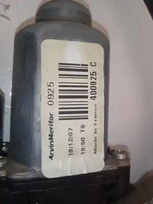 Second-hand car spare part passenger side right window regulator for nissan note (e11e) acenta oem iam references 400925c  