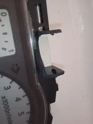 Peça sobressalente para automóvel em segunda mão quadrante por nissan note (e11e) acenta referências oem iam 9u50d  