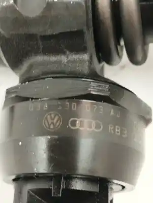 Second-hand car spare part Injector for VOLKSWAGEN GOLF IV BERLINA (1J1) 25 Aniversario OEM IAM references 038130073AJ  