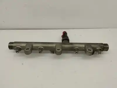 Pezzo di ricambio per auto di seconda mano rampa iniettori per peugeot 307 break / sw (s1) sw clim riferimenti oem iam 0445214019  