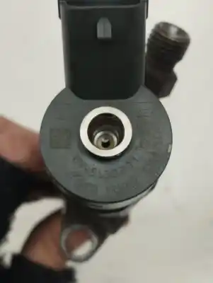 Piesă de schimb auto la mâna a doua Injector pentru CITROEN C4 BERLINA LX Referințe OEM IAM 0445110239  