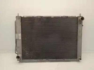 Peça sobressalente para automóvel em segunda mão radiador de água por renault clio iii expression referências oem iam 8200688390  