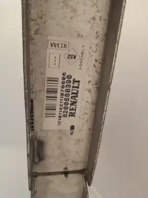 Peça sobressalente para automóvel em segunda mão radiador de água por renault clio iii expression referências oem iam 8200688390  