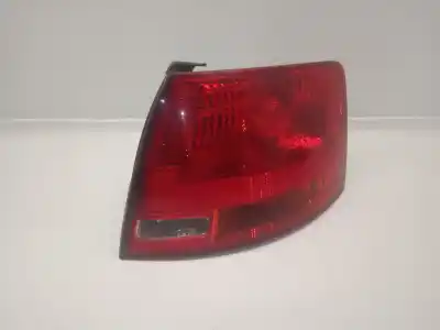 Автозапчастина б/у правий ліхтар для audi a4 b7 avant (8ed) 2.0 tdi 16v посилання на oem iam 8e9945096e  
