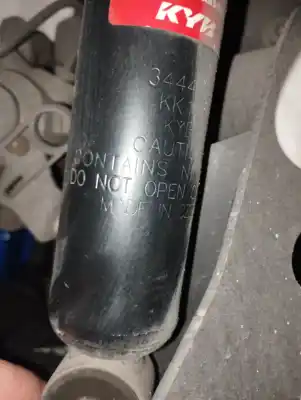 Peça sobressalente para automóvel em segunda mão amortecedor traseiro esquerdo por citroen c4 lim. feel edition referências oem iam 9811519480  