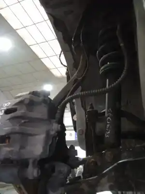Автозапчасти б/у передняя левая кулачка за ssangyong rodius xdi ссылки oem iam 4121021000  