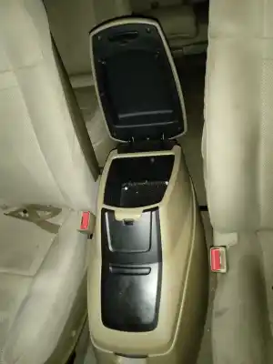 Автозапчасти б/у центральный подлокотник за ssangyong rodius xdi ссылки oem iam 7660021004eaj  