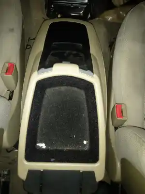 Автозапчасти б/у центральный подлокотник за ssangyong rodius xdi ссылки oem iam 7660021004eaj  